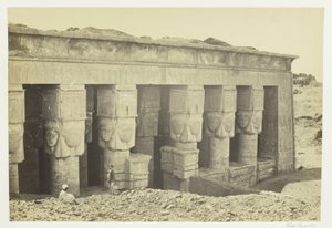 Portyk świątyni w Dendera autorstwa Francis Frith