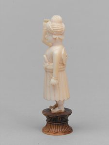 Czarny pionek, figura szachowa, Indie, 1820 ok