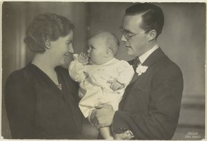 Portret Juliany, królowej Holandii, Bernharda van Lippe-Biesterfelda i Beatrix, królowej Holandii autorstwa Franz Ziegler