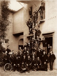 Portret pracowników zakładu fotograficznego Alinari Brothers we Florencji, 1899 (szklana płyta)