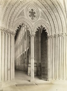Katedra w Ely: Ganek Galileusza, drzwi do nawy głównej autorstwa Frederick H. Evans