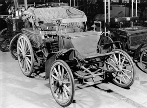 Samochód Benz, 1898 autorstwa French Photographer