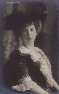 Cecile Chaminade, francuska pianistka i kompozytorka autorstwa French Photographer
