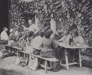Zbieracze winogron jedzący obiad (zdjęcie czarno-białe) autorstwa French Photographer