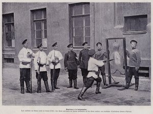 Armia rosyjska: Szermierka bagnetowa (zdjęcie czarno-białe) autorstwa French Photographer