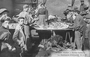 La Marchande d’Arlequins, pocztówka Halles Centrales, Paryż