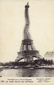 Wieża Eiffla zwija się autorstwa French Photographer