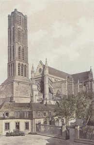 Limoges, Katedra St-Etienne, Dzwonnica i Fasada S O (Widok z wewnętrznego dziedzińca Biskupstwa) autorstwa French Photographer