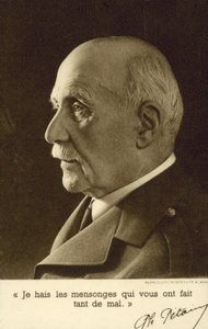 Marszałek Philippe Petain, francuski żołnierz i przywódca wojenny Francji Vichy (zdjęcie czarno-białe) autorstwa French Photographer