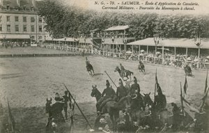 Parada w Szkole Kawalerii w Saumur. Pocztówka wysłana w 1913 roku. autorstwa French Photographer