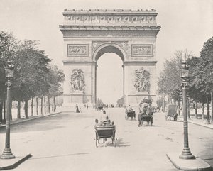 Paryż: Łuk Triumfalny, od wschodu (zdjęcie czarno-białe) autorstwa French Photographer