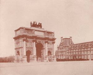 Paryż: Łuk Karuzeli (zdjęcie czarno-białe) autorstwa French Photographer