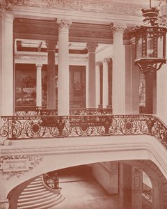 Paryż: Galeria Boga Rzeki Tyber, Luwr (zdjęcie czarno-białe) autorstwa French Photographer