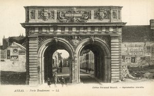 Brama Baudimont, Arras (zdjęcie czarno-białe) autorstwa French Photographer
