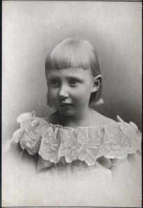 Portret księżnej Dagmary Danii i Islandii (1890-1961). autorstwa French Photographer