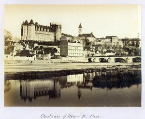 Pocztówka przedstawiająca zamek królewski w Pau, w którym urodził się król Henryk IV z Francji i Nawarry 13 grudnia 1553 r. 1900 autorstwa French Photographer