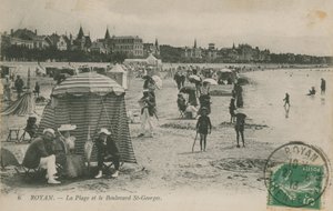 Pocztówka z plażą i bulwarem St Georges, Royan, Francja wysłana w 1913 r. autorstwa French Photographer