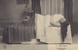 Słodki sen (zdjęcie czarno-białe) autorstwa French Photographer