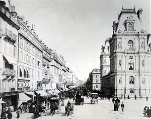 Rue de Rivoli i nowy Hotel de Ville, ok. 1882 r. autorstwa French Photographer