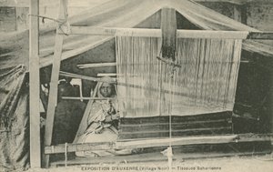 Tkaczka (zdjęcie czarno-białe) autorstwa French Photographer