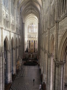 Katedra w Amiens: wnętrze (Sum 80) autorstwa French School
