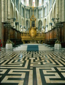 Cathedrale de Saint Omer (północ 59): Ołtarz i labirynt. autorstwa French School