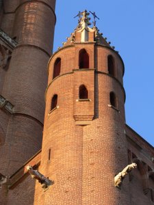 Przedstawiająca mniejszą wieżę i podstawę zachodniej wieży autorstwa French School