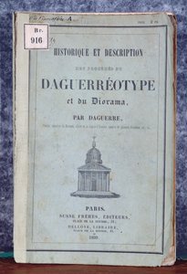 Historia i opis procesów dagerotypii i dioramy, podręcznik dołączony do aparatu fotograficznego wprowadzonego na rynek przez Daguerre