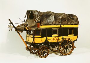 Model czterdziestomiejscowego omnibusa (malowane drewno)