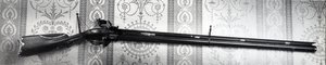 Pistolet myśliwski Napoleona, przekazany przez niego kapitanowi Bessonowi 14 lipca 1815 r. autorstwa French School