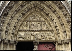portal transeptu północnego, fragment tympanonu przedstawiający sceny z Dzieciństwa Chrystusa i Dzieje Teofila autorstwa French School