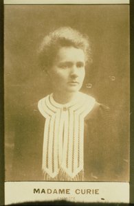 Portret Marii Curie (1867-1934) (zdjęcie w sepii) autorstwa French School