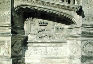 Relief z Wielkiego Escaliera przedstawiający herb Franciszka I (1494-1547) z salamandrą autorstwa French School
