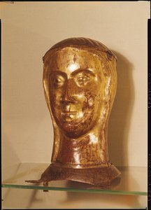 Głowa relikwiarza towarzyszki św. Urszuli, ok. 1300, Limoges (złocona miedź)