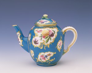 Czajnik Sevres z mieloną niebieską niebieską, 1766 (porcelana)