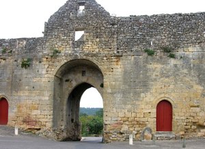 Widok na ufortyfikowaną bramę autorstwa French School