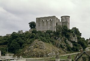 Widok na Tour de Talbot i twierdzę zamku (patrz także 87682) autorstwa French School