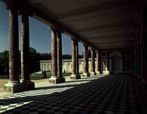 Widok na taras na prawym skrzydle Grand Trianon, ok. 1725 (foto) autorstwa French School