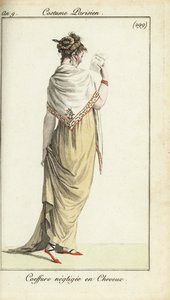 Kobieta w luźnej fryzurze czyta magazyn o modzie autorstwa French School