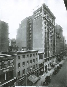 Hotel Algonquin, West 44th Street, Nowy Jork autorstwa G.P. Hall und Sohn