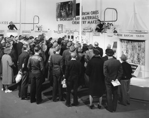 Demonstracje produktów, Targi Światowe w Nowym Jorku, 1939 r. autorstwa Gabriel Moulin