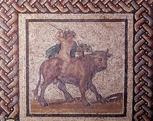 Gallo Roman Art: mozaika przedstawiająca rustykalny kalendarz. Alegoria wiosennych przejażdżek na byku. Koniec II, początek III wieku po JC. Z Saint-Romain-en-Gal (Rhone). Saint Germain en Laye, Narodowe Muzeum Archeologiczne autorstwa Gallo Roman