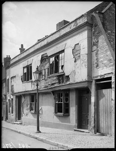 11-12 Cook Street, Coventry, Coventry, Coventry, 1941. autorstwa George Bernard Mason
