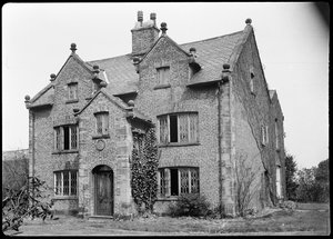 Knobb Hall, Manchester, 1942. autorstwa George Bernard Wood
