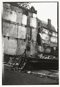 Rozbiórka na ulicy w Amsterdamie autorstwa George Hendrik Breitner