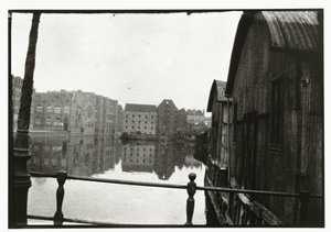 Widok z mostu na Prinseneiland w Amsterdamie autorstwa George Hendrik Breitner