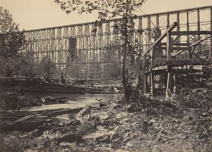 Trestle Bridge w Whiteside, lata 60. XIX wieku. autorstwa George N. Barnard