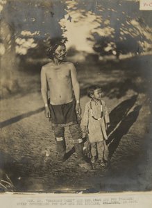 Hon. Pan Rosnący Róg i syn. (Indianin Sac i Fox) Główny doradca Indian Sac i Fox w Oklahomie w 1873 r. (zdjęcie) autorstwa George W. Ingalls