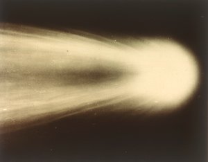 Kometa Halleya, 8 maja 1910. autorstwa George Willis Ritchey