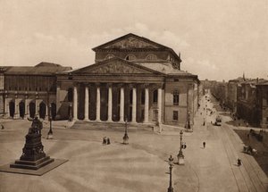 Munchen / Monachium: Nationaltheater (zdjęcie czarno-białe)